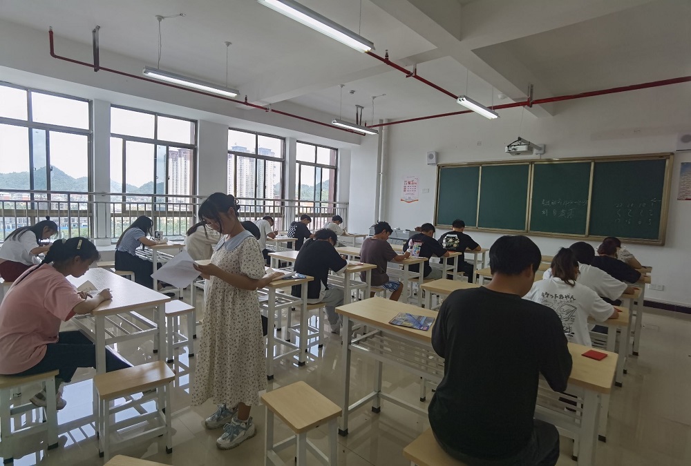 沐鸣顺利完成2023年春季学期期末考试工作